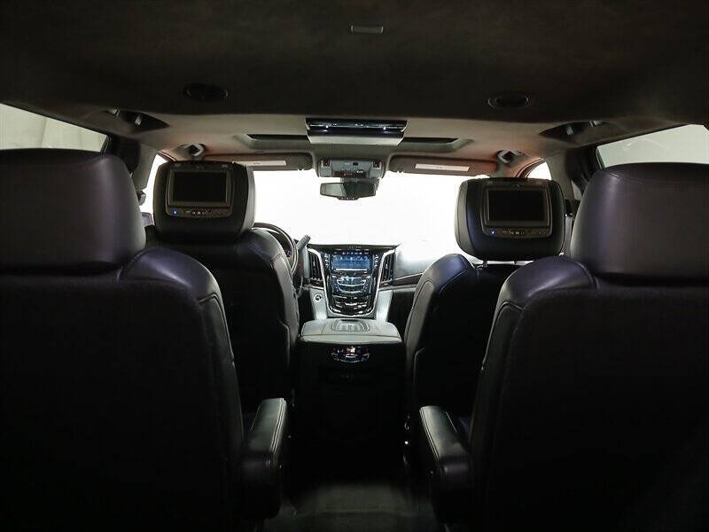 2016 Cadillac Escalade Platinum