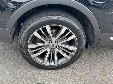 2017 Ford Explorer Platinum