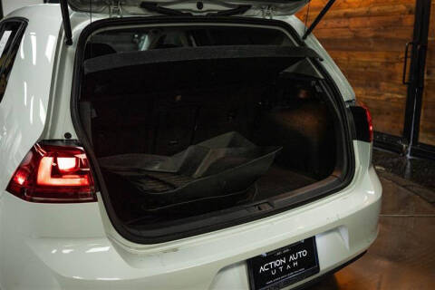 2016 Volkswagen e-Golf SE