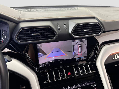 2020 Lamborghini Urus
