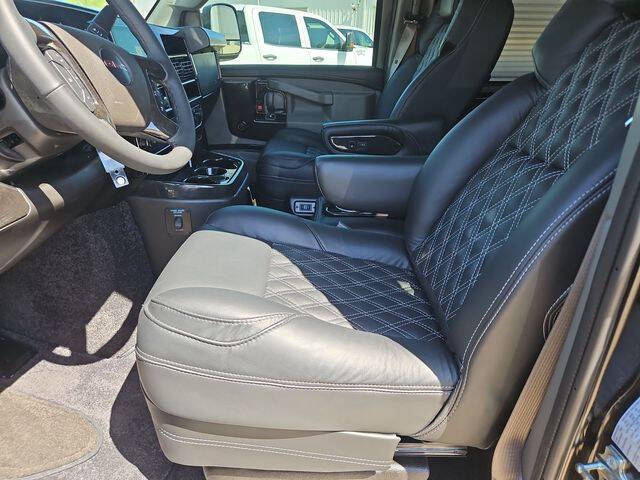 2026 GMC Savana 2500