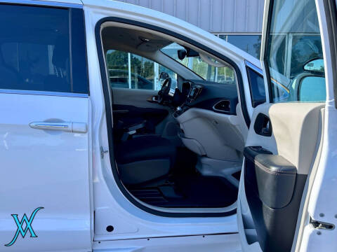 2018 Chrysler Pacifica Touring Plus