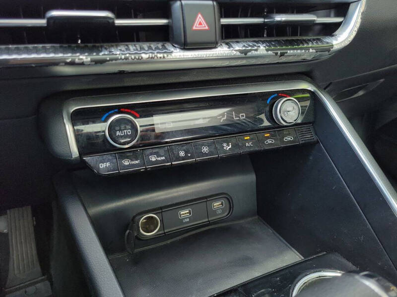 2023 Kia K5 EX