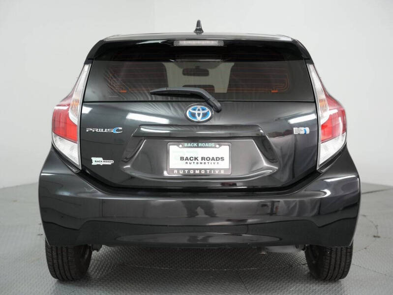2015 Toyota Prius c One
