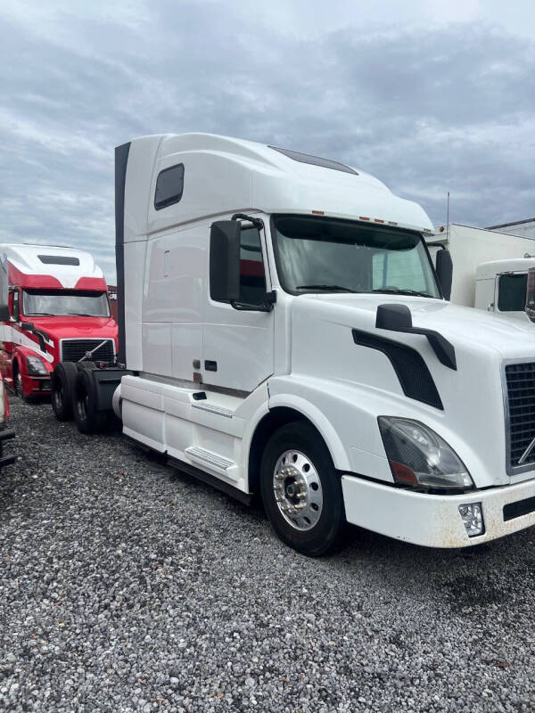 2015 Volvo VNL 670
