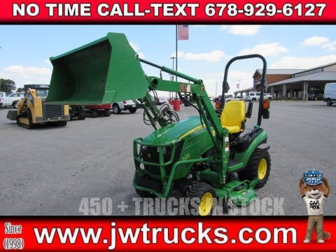 2017 John Deere 1025R