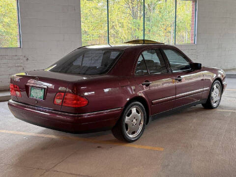 1996 Mercedes-Benz E-Class E 320