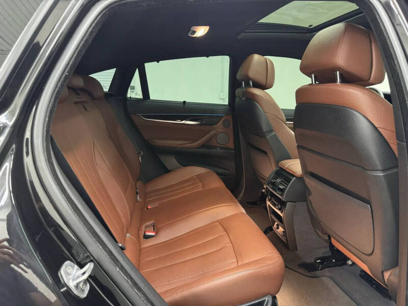 2017 BMW X6 xDrive50i