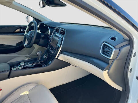 2023 Nissan Maxima 3.5 Platinum