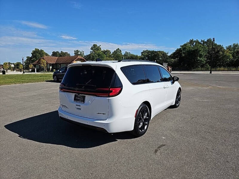 2026 Chrysler Pacifica Limited