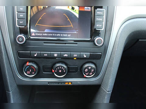 2015 Volkswagen Passat 1.8T Wolfsburg Edition