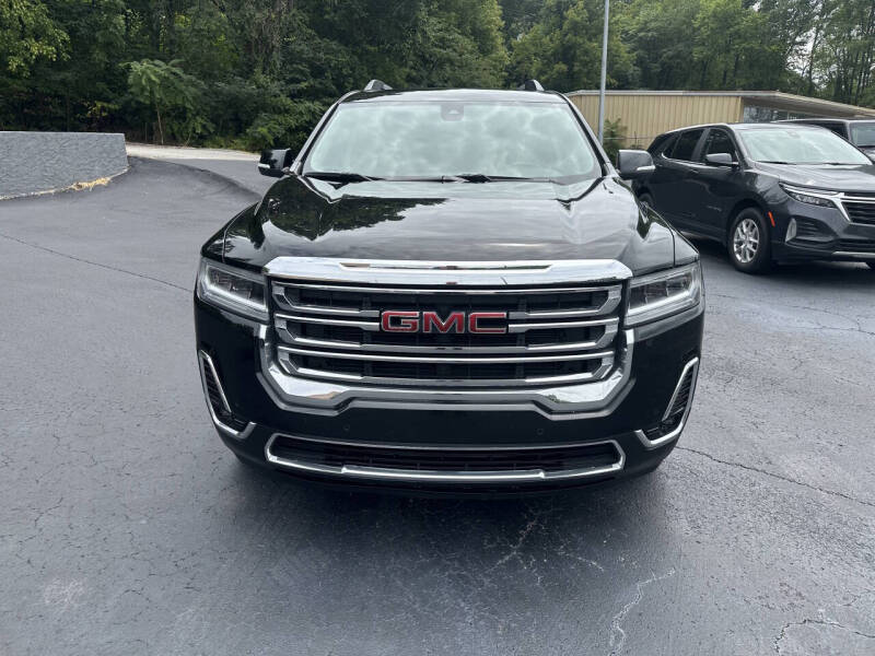 2023 GMC Acadia SLT
