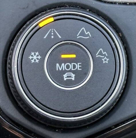 2024 Volkswagen Taos SE 4Motion