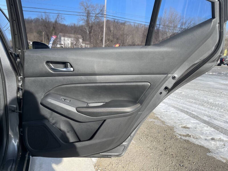 2019 Nissan Altima 2.5 SR