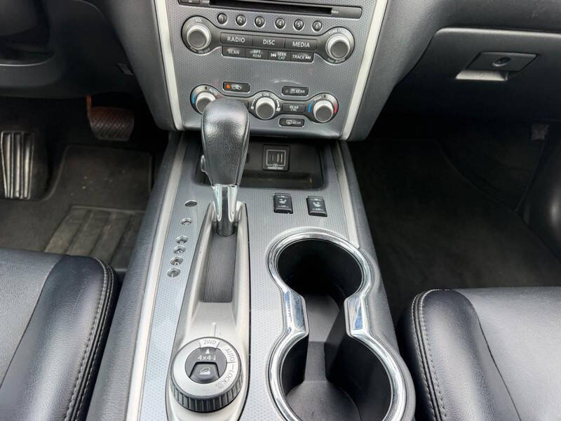 2020 Nissan Pathfinder SL