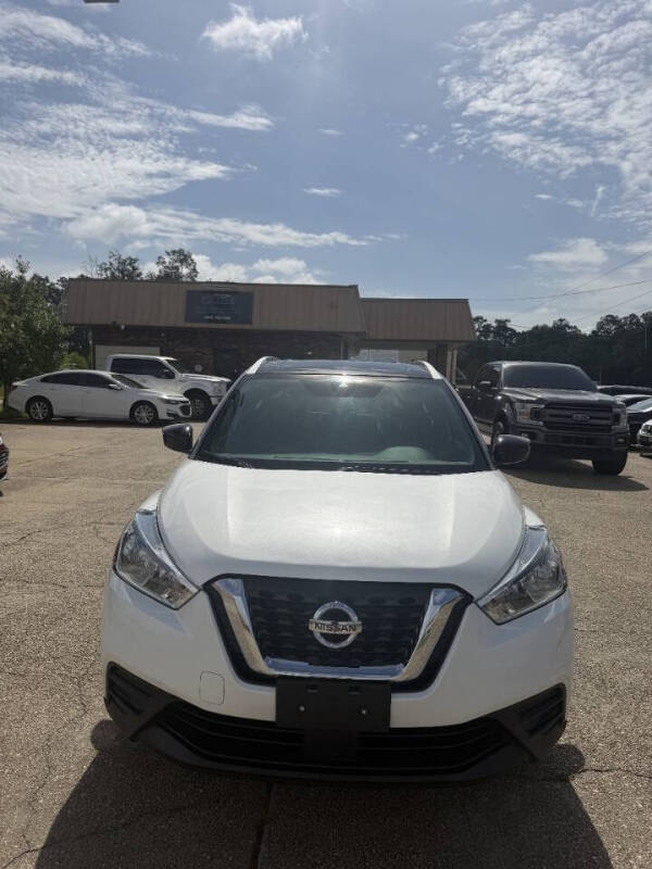 2020 Nissan Kicks SV