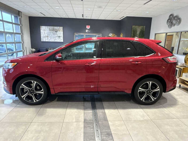 2022 Ford Edge ST