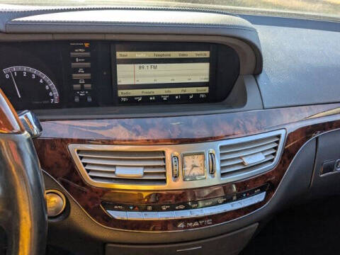 2010 Mercedes-Benz S-Class S 550 4MATIC