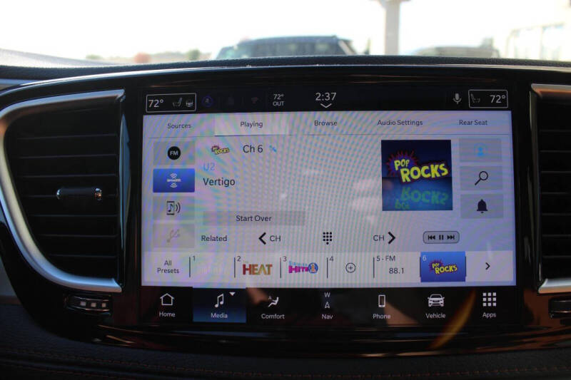 2026 Chrysler Pacifica Pinnacle