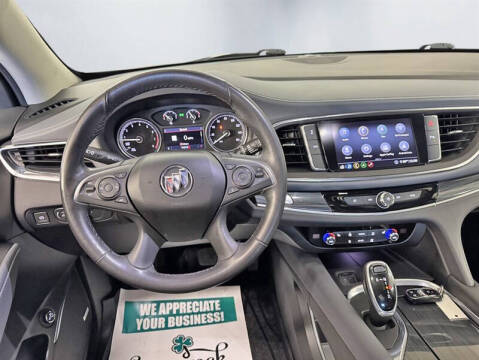 2021 Buick Enclave Essence