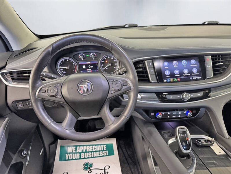 2021 Buick Enclave Essence