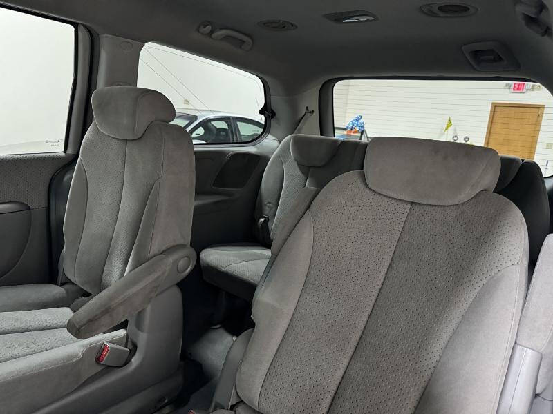 2007 Hyundai Entourage SE