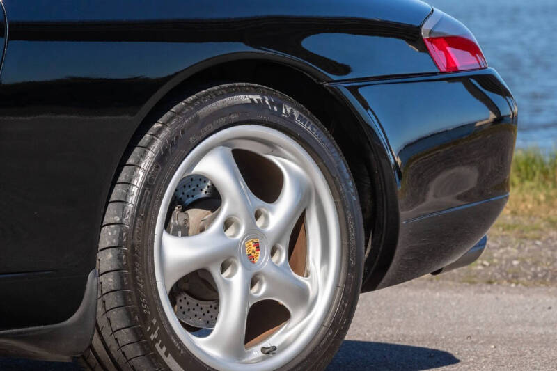 2001 Porsche 911 Carrera