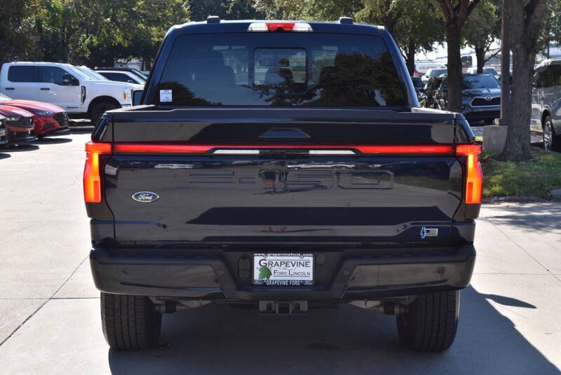 2023 Ford F-150 Lightning Lariat