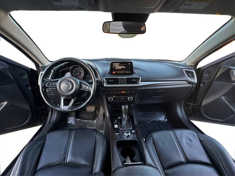 2017 Mazda MAZDA3 Touring