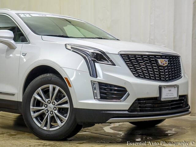 Used 2022 Cadillac XT5 Premium Luxury with VIN 1GYKNDRS9NZ125811 for sale in Tinley Park, IL