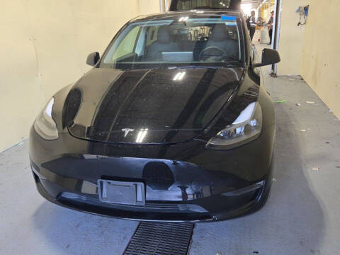 2023 Tesla Model Y Performance