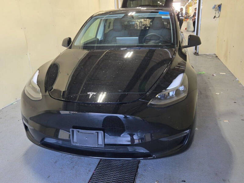 2023 Tesla Model Y Performance