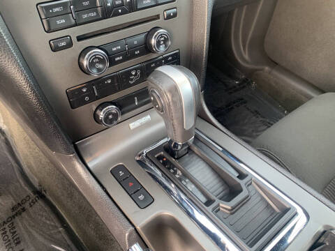 2014 Ford Mustang V6