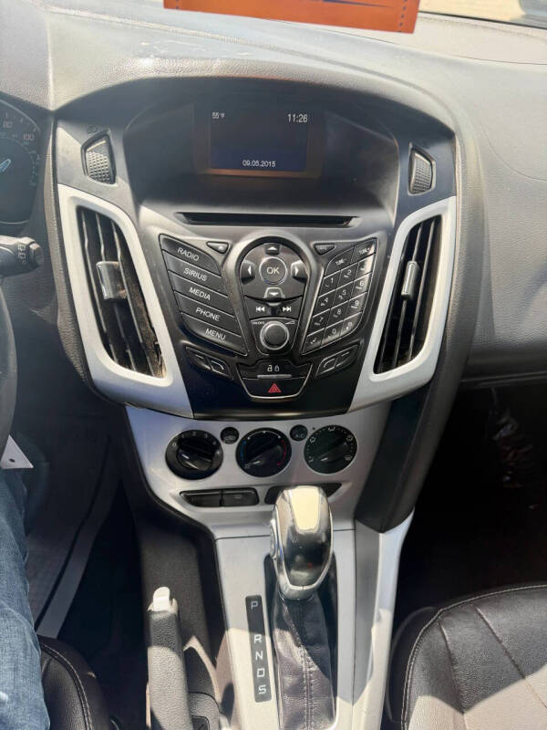 2014 Ford Focus SE