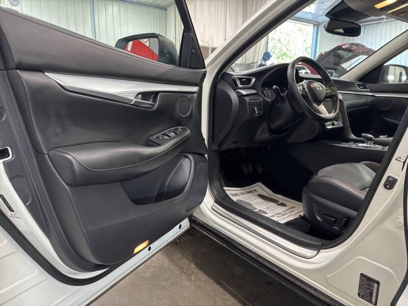 2019 Infiniti QX50 Essential