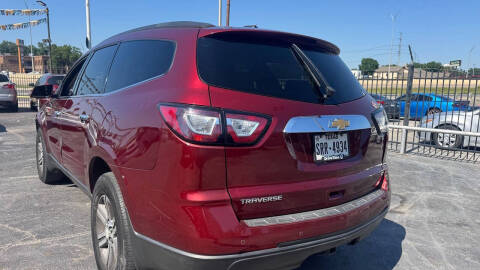 2017 Chevrolet Traverse LT