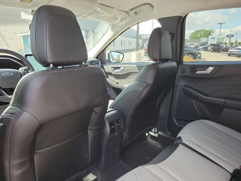 2025 Ford Escape Plug-In Hybrid PHEV