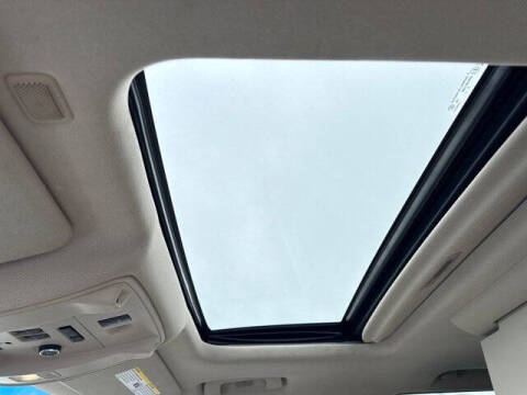 2016 Cadillac Escalade Luxury Collection