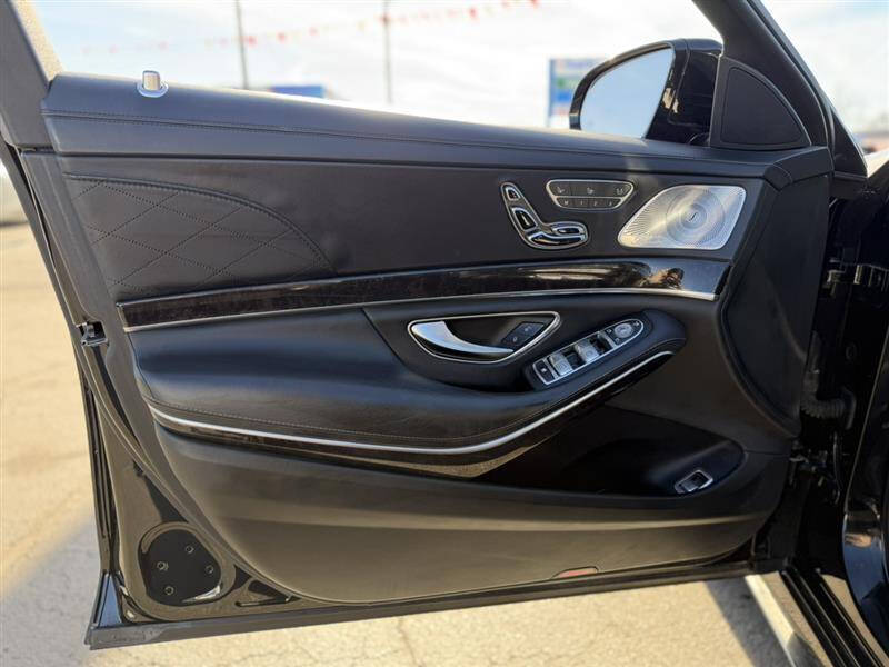 2016 Mercedes-Benz S-Class AMG S 63