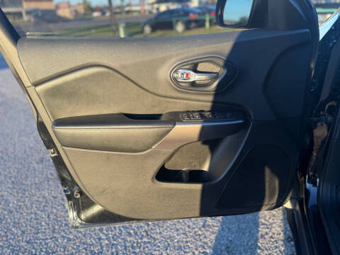 2019 Jeep Cherokee Latitude