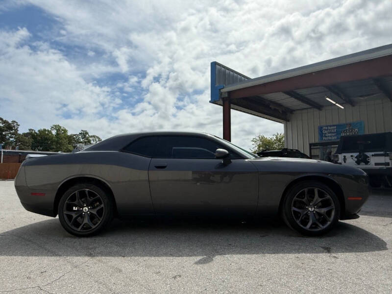 2018 Dodge Challenger SXT Plus