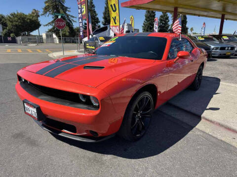 2018 Dodge Challenger SXT Plus