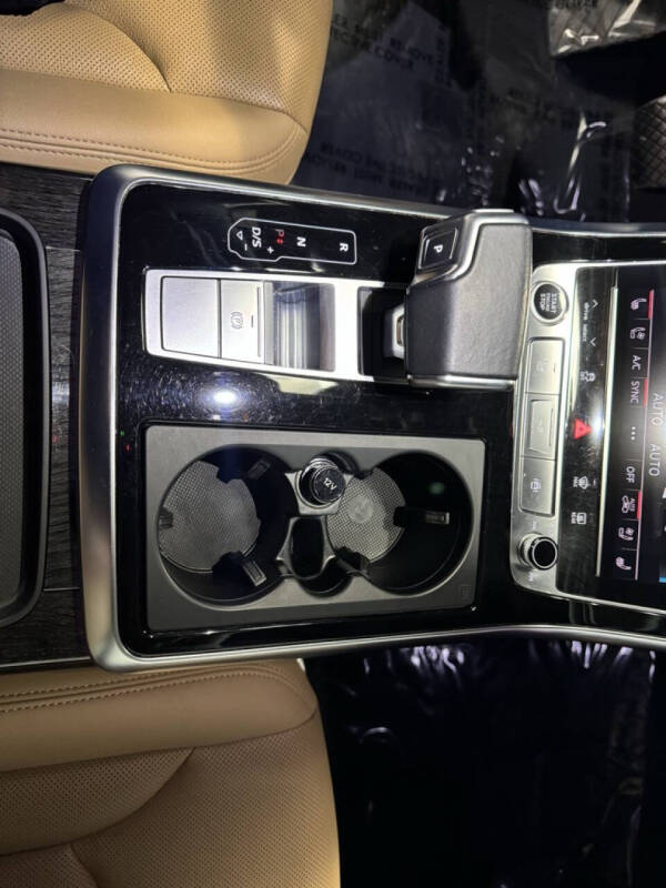 2024 Audi Q7 quattro Prestige 55 TFSI