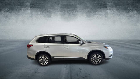 2020 Mitsubishi Outlander