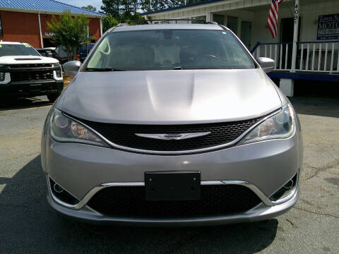 2019 Chrysler Pacifica Touring L