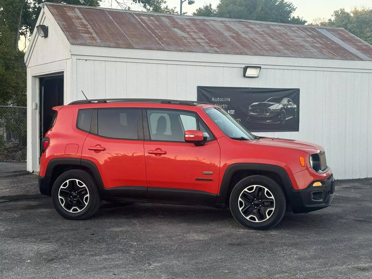 2016 Jeep Renegade for sale at Autolink in Kansas City, KS