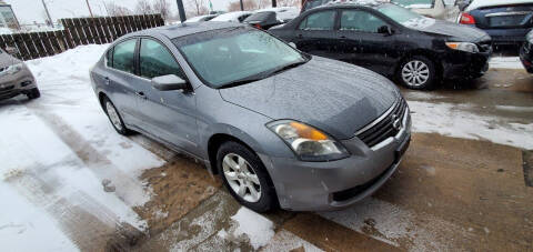 2009 Nissan Altima for sale at Divine Auto Sales LLC in Omaha NE