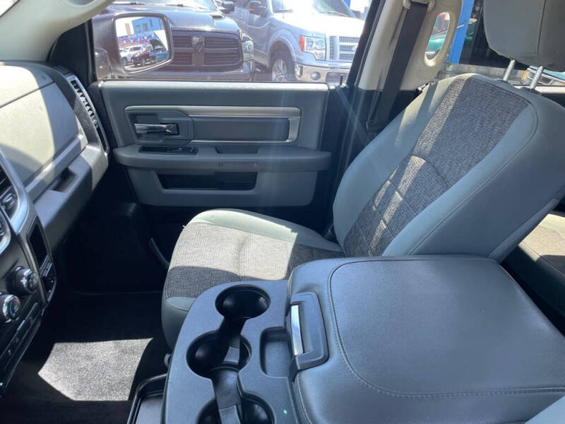 2014 RAM 1500 SLT