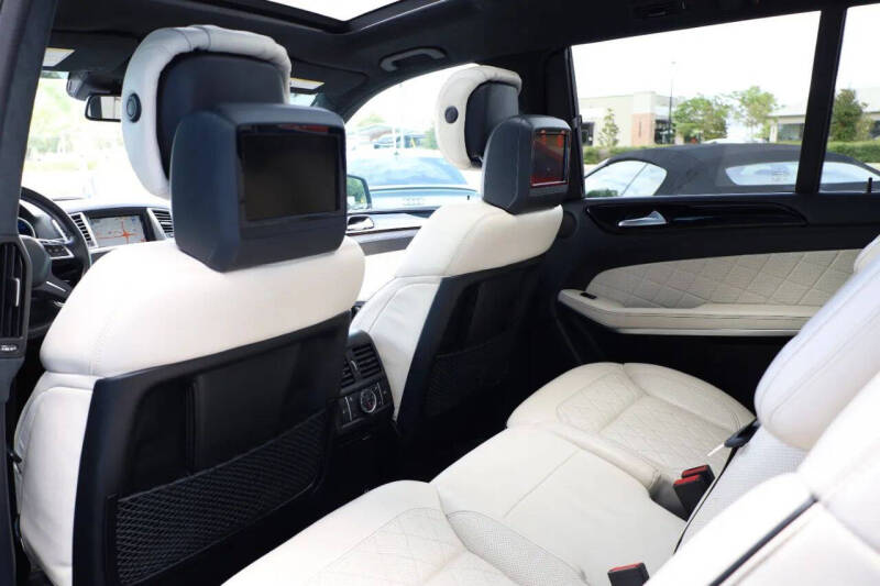 2013 Mercedes-Benz GL-Class GL 550 4MATIC