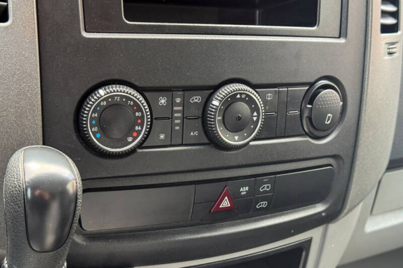 2012 Mercedes-Benz Sprinter 2500